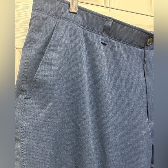 Under Armour HeatGear Golf Men's Shorts. Size 40 - Picture 4 of 13